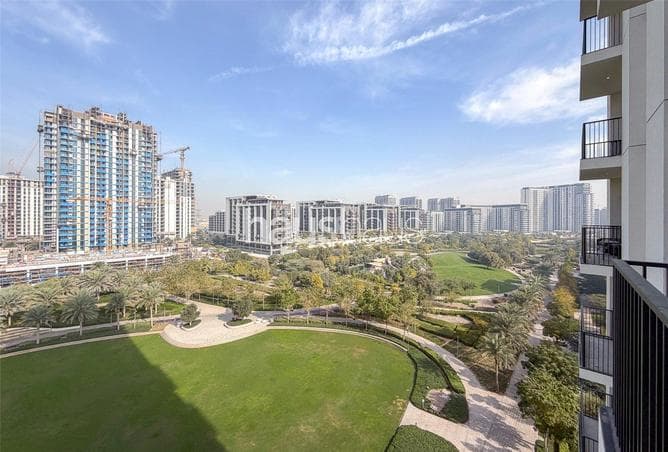 Park View l Corner Unit l Fantastic Location - Image 1