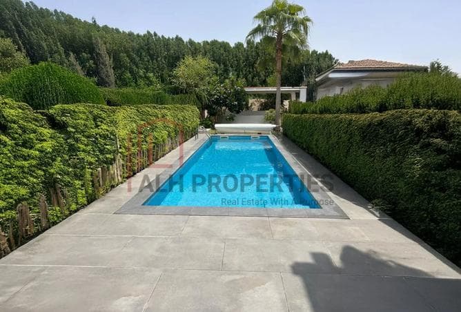 Vacant | Fully Upgraded | Private Pool