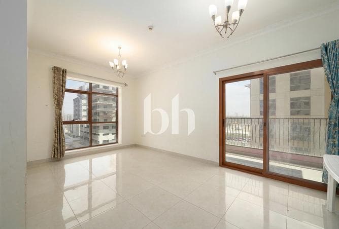 Exclusive | Kitchen Appliances | Vacant on Transfer - Image 1