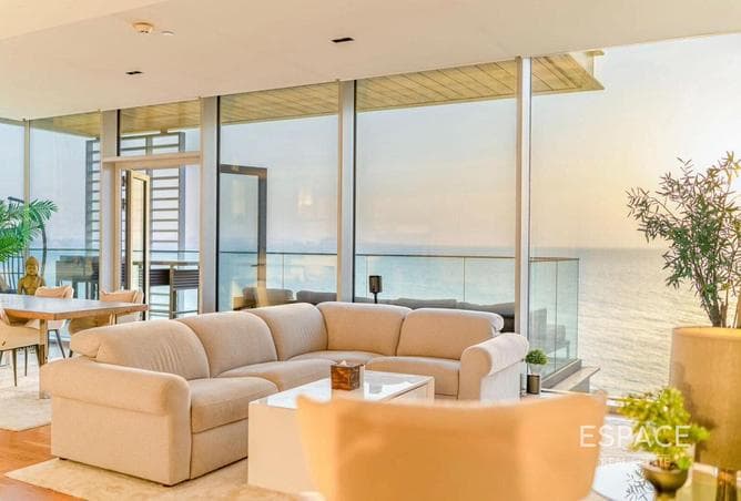 Best Deal | 4 Bedrooms | Sea View