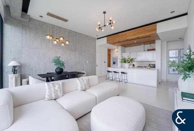 2 Bed | Skyline Views | Vacant on Transfer