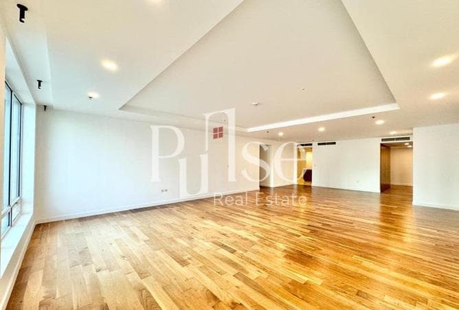 Large 3BR with Maids | Linked to Gate Avenue - Image 1