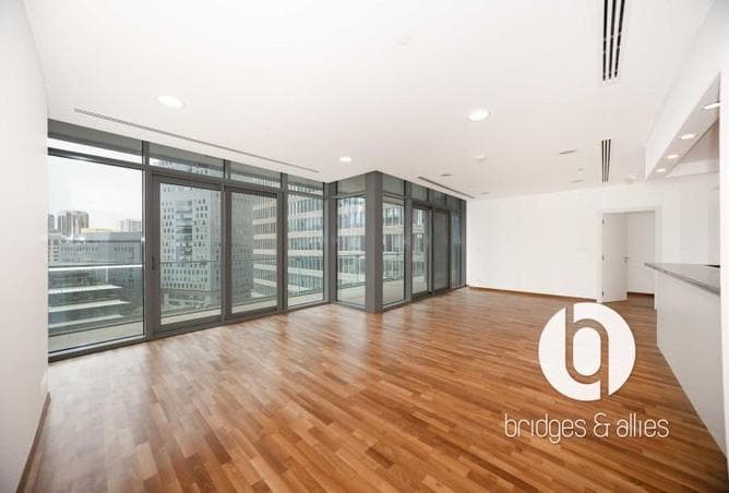 WELL MAINTAINED | VACANT | MOTIVATED OWNER - Image 1