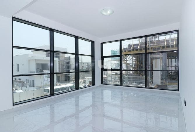 Brand New | 5 Bedroom Villa | Free Hold