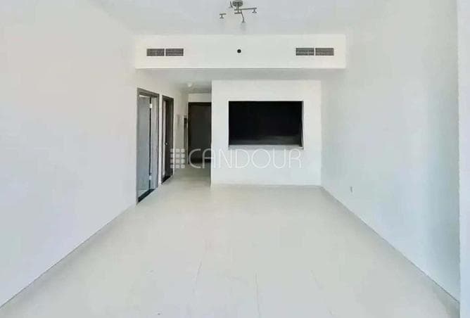 1BR Apt | Unfurnished | Tenanted till July 2026